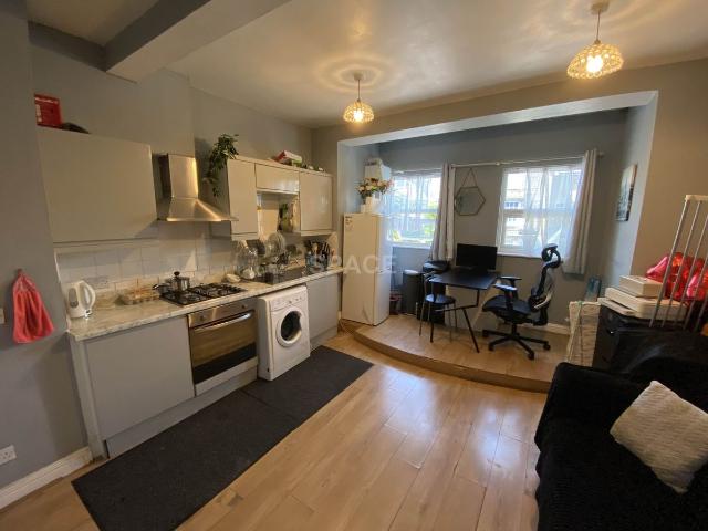 Apartment for rent in Reading West, Reading