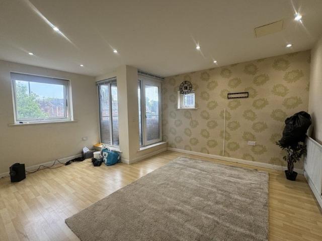 Apartment for rent in Stone with Bishopstone and Hartwell, Buckinghamshire