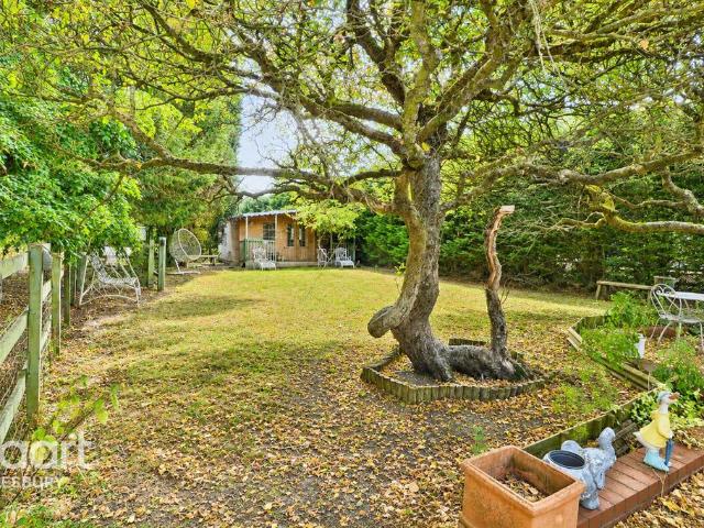 House for rent in Dinton, Buckinghamshire