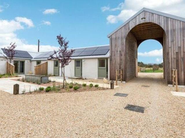 House for sale in Black Bourton, Oxfordshire