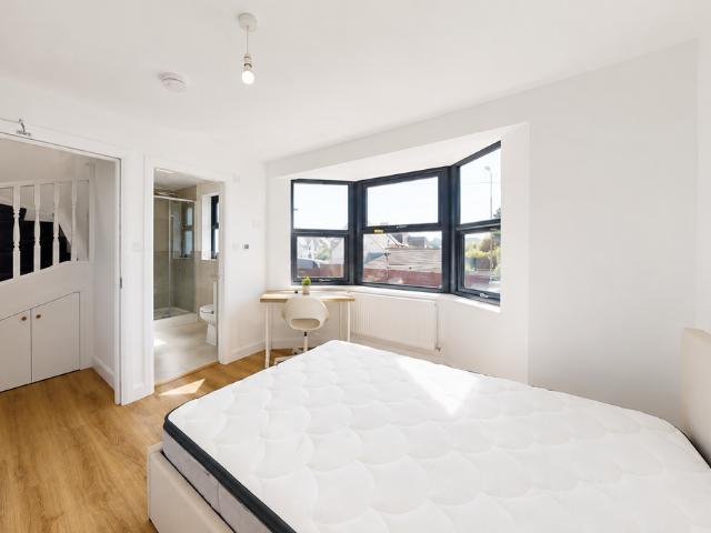 Room for rent in Florence Park, The Slade