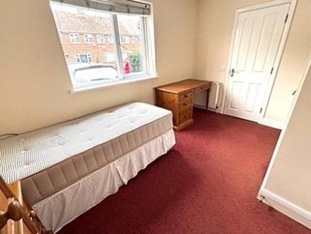 House for rent in Martyrs Field, The Bridge
