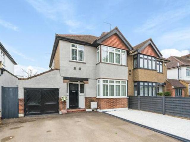 House for sale in Gerrards Cross, Tatling End