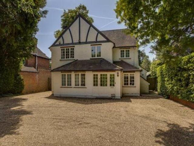 House for sale in Denham, Gerrards Cross and Chalfonts Community Board, Tatling End