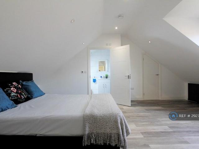 Apartment for rent in Reading West, Reading
