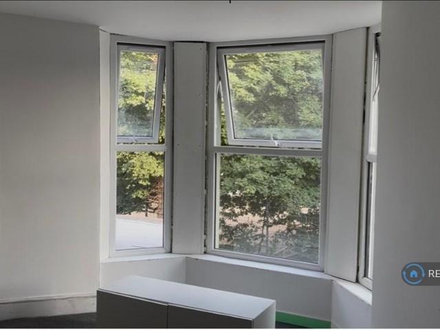 Apartment for rent in Pennycomequick, Mount Wise