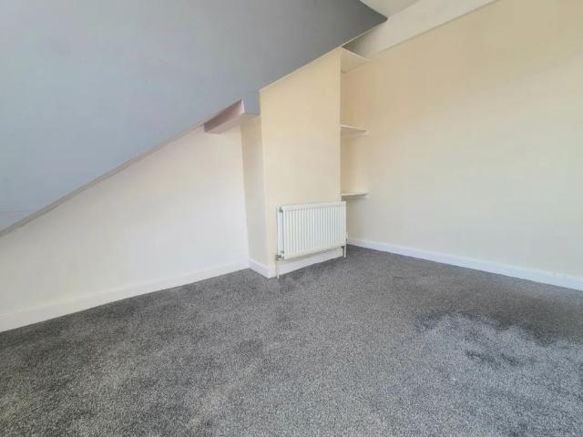House for rent in Willowfield, Sowerby Bridge