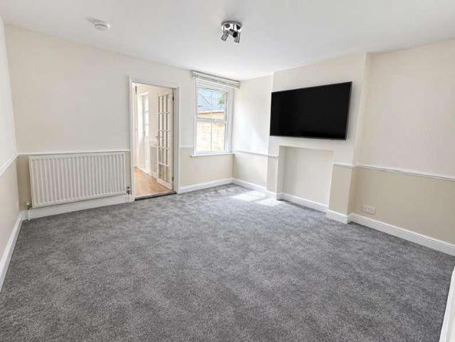 Apartment for rent in Caversham, Reading