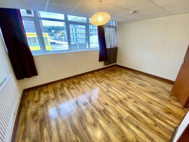 Apartment for rent in Mount Pleasant, Nangreaves