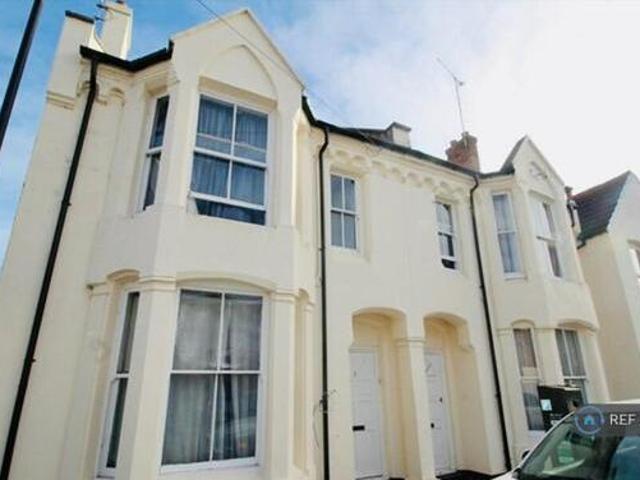 House for rent in Lillington, Green Close