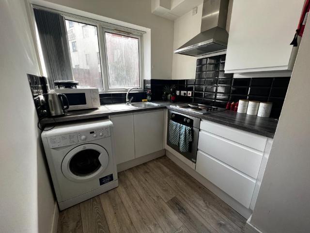 Apartment for rent in Bede Island, Old Wharf