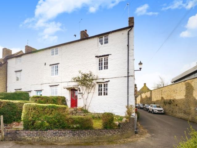 House for rent in Woodstock, West Oxfordshire