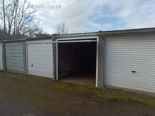 Park Home for rent in Oxgangs, Scotland