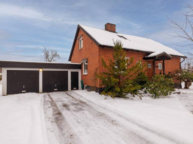 Villa till salu i Örebro