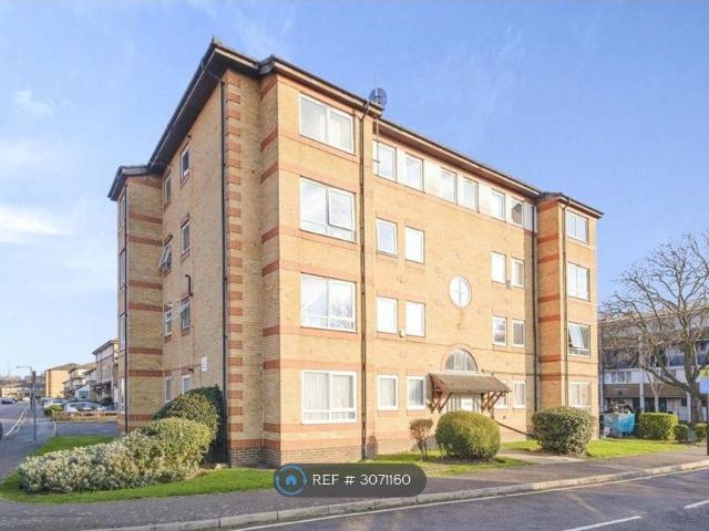 Apartment for rent in Astley Estate, Greater London