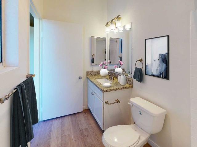Apartment for rent in North Hollywood Neighborhood Council District, Canoga Park