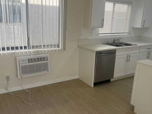 Apartment for rent in North Hollywood Neighborhood Council District, Canoga Park