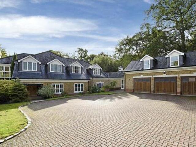 House for sale in Pachesham Park, Surrey