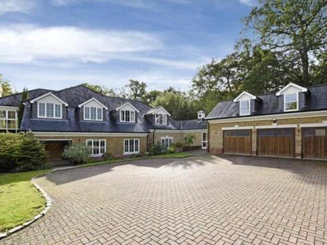 House for sale in Pachesham Park, Surrey