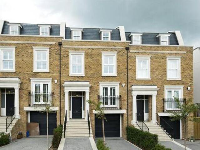 House for sale in Pachesham Park, Surrey