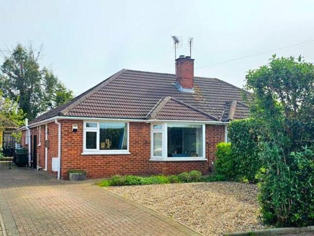 House for sale in Wotton, Gloucester