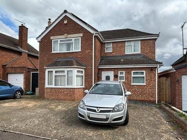 House for sale in Wotton Pitch, Gloucester