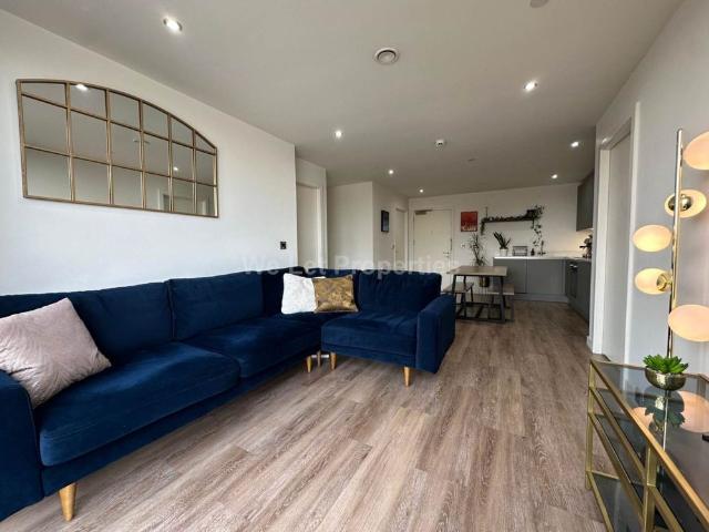 Apartment for rent in Street, Somerset