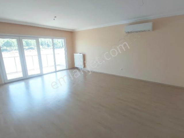 Buca, İzmir içerisinde kiralık mülk