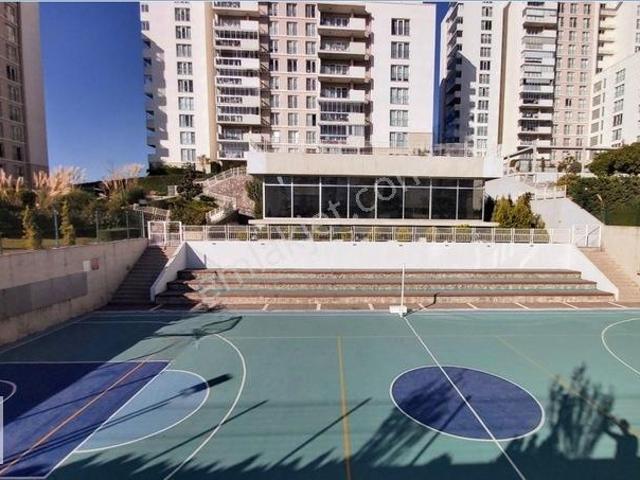 Buca, İzmir içerisinde kiralık mülk