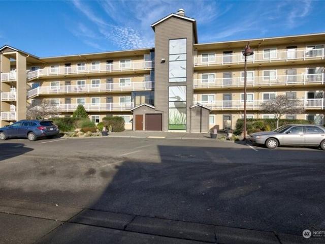 Condo for sale in Ocean Shores Condo for sale in Ocean Shores