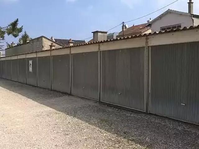 Garage location à Nantua, Oyonnax