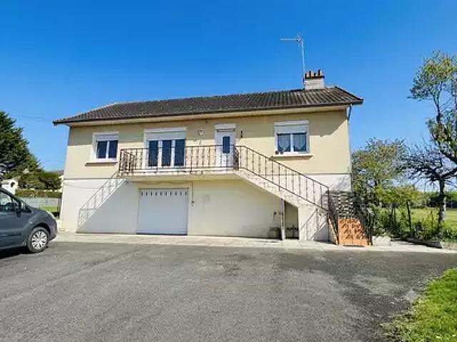 Maison vente à Les Matois, Oyré