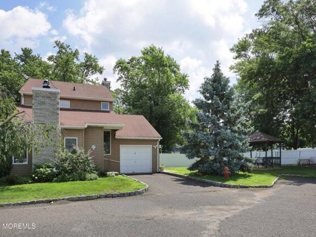House for sale in Keyport