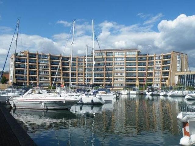 Apartment for rent in Port Solent, Portsmouth