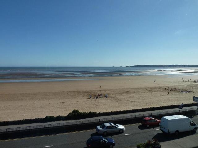House for rent in Mount Pleasant, Swansea