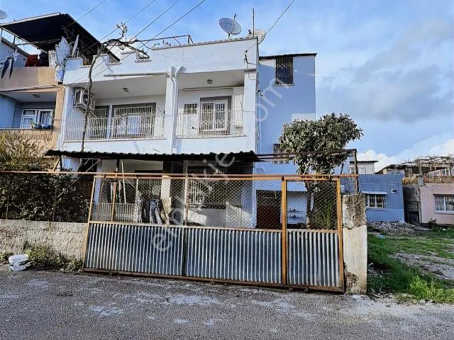 Yüreğir, Adana içerisinde satılık mülk