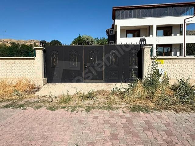 Develi, Kayseri içerisinde satılık Villa