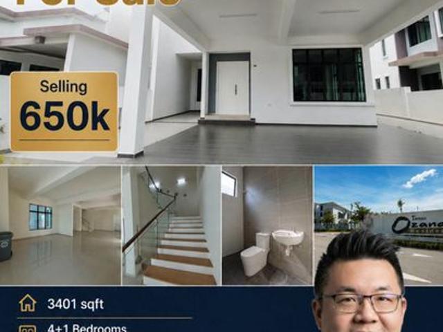 House for sale in Malaka