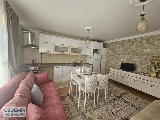 Cüneytbey Mahallesi, Menderes içerisinde kiralık mülk
