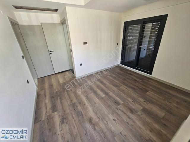 Menderes, İzmir içerisinde satılık Villa