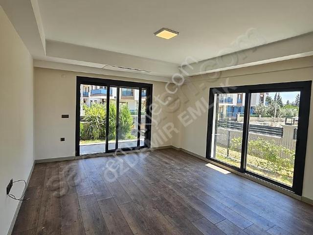Menderes, İzmir içerisinde satılık Villa