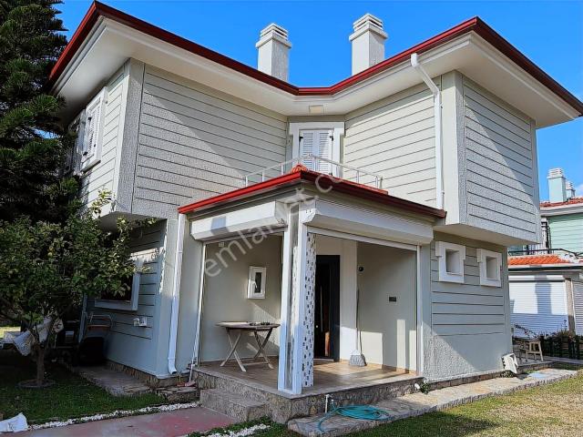 Menderes, İzmir içerisinde satılık Villa