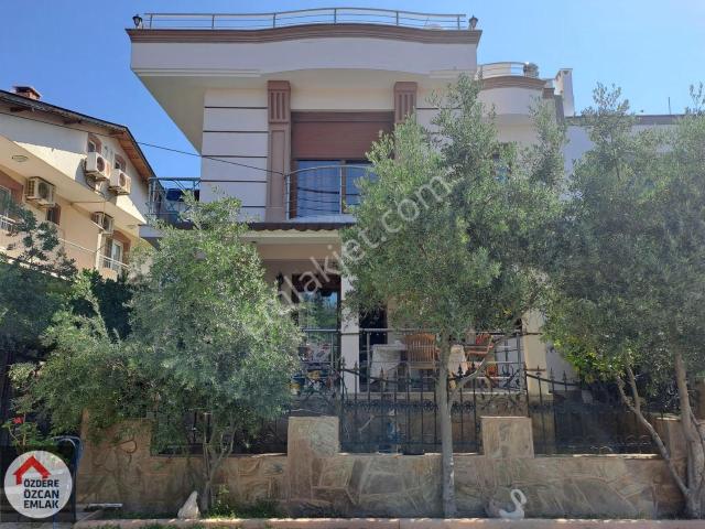 Menderes, İzmir içerisinde satılık Villa