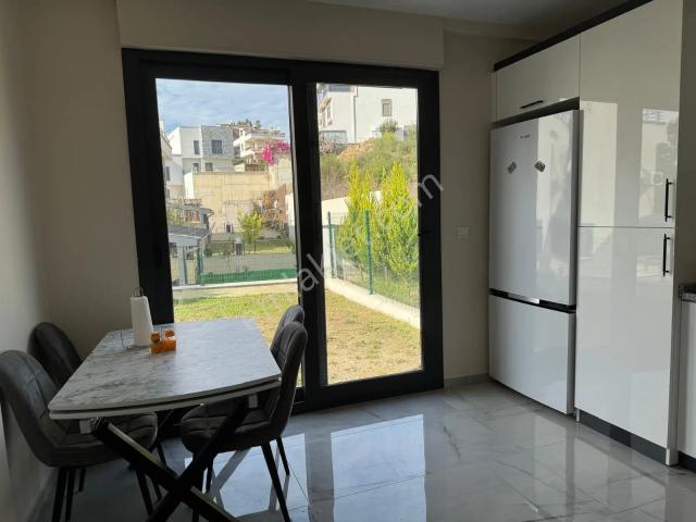 Çukuraltı Mahallesi, Menderes içerisinde satılık Villa