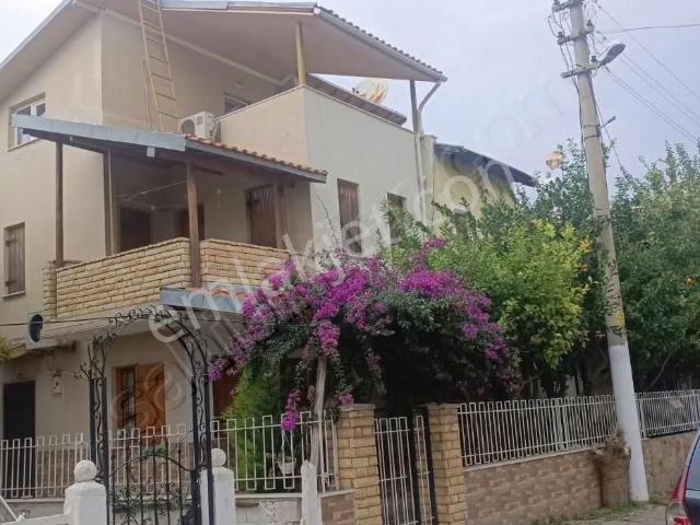 Menderes, İzmir içerisinde kiralık Villa
