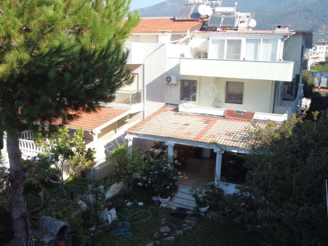 Menderes, İzmir içerisinde satılık Villa