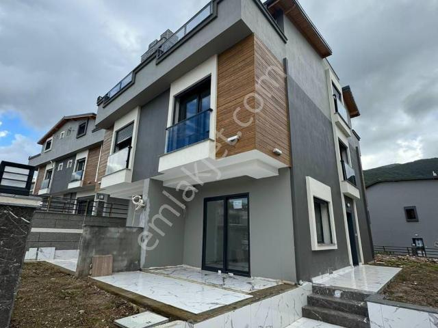 Menderes, İzmir içerisinde satılık Villa