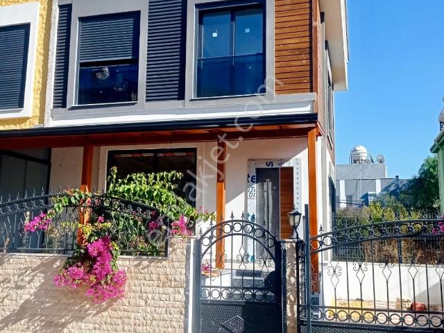Menderes, İzmir içerisinde satılık Villa
