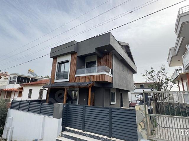 Menderes, İzmir içerisinde satılık Villa