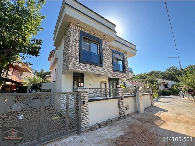 Çukuraltı Mahallesi, Menderes içerisinde satılık Villa